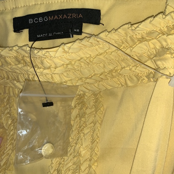 NWT BCBGMaxAzria Yummy Yellow Dress (XS) - Picture 6 of 11